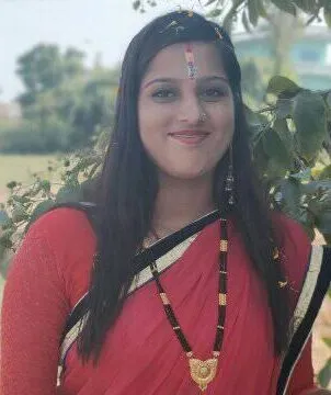 तारा/इशिका निरौला लुइँटेल